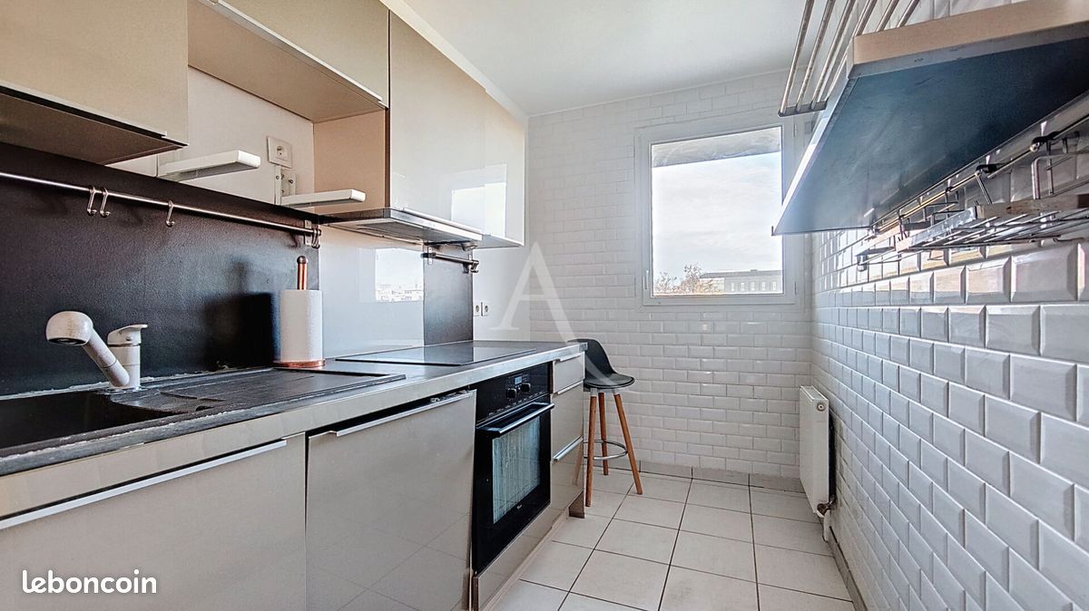 Appartement 4 pièces 80 m² · à Massy · 80 m² · 369 000 €