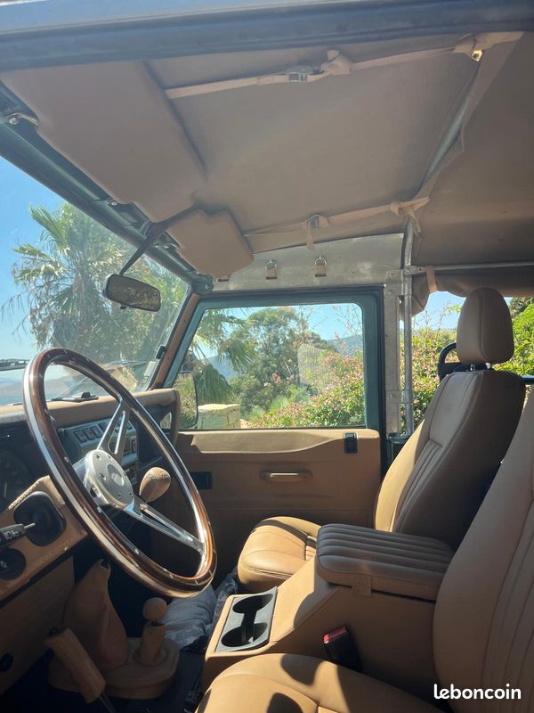 LAND ROVER DEFENDER SOCIETE 110 2.5 TD5 120 VITRE 4WD RARE RÉFÉCTION PAR PRÉPARATEUR RENOMÉ-EXCELLENT ETAt (image 5)