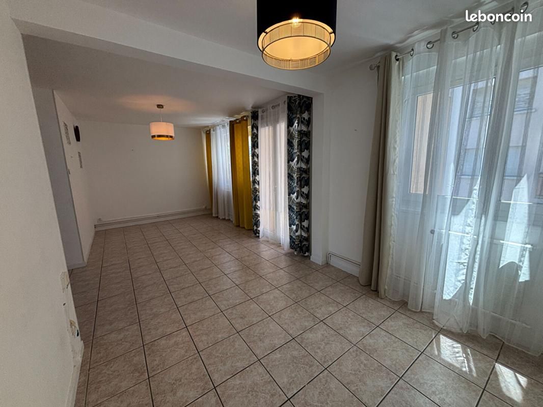 Appartement 3 pièces 63 m² · à Pau · 63 m² · 760 €