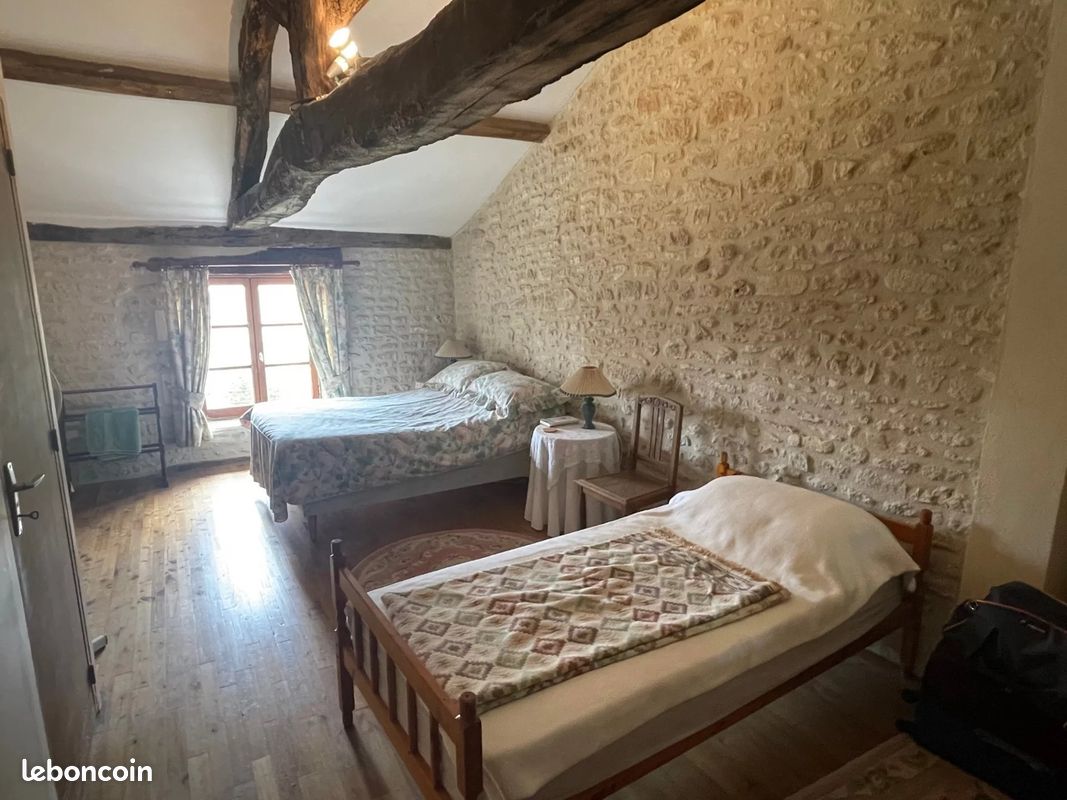 Maison 8 pièces 225 m² - Verdille 16140 (image principale 9)