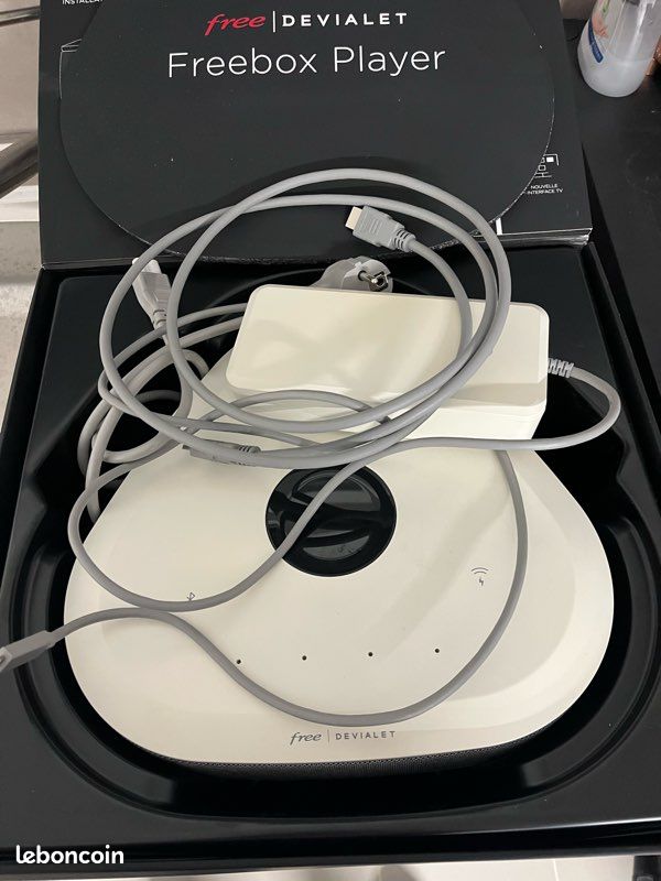 Devialet Player Freebox avec2 Télécommandes envoi Bien