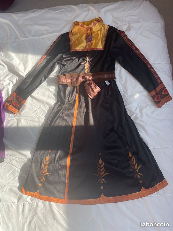 Costume 7-8 ans Disney Anna La Reine des Neiges 2 (image 3)