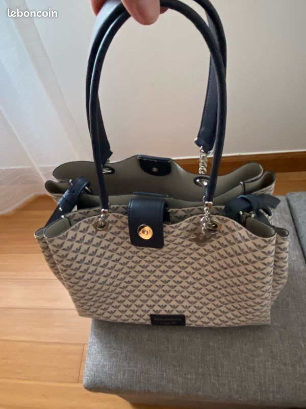 Sac à main Giorgio Armani (image 1)