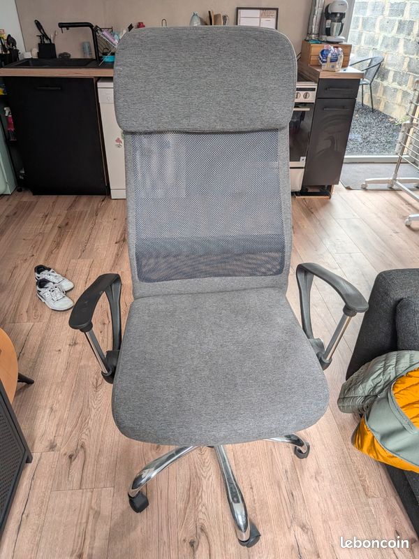 Chaise de bureau BUT (image 1)