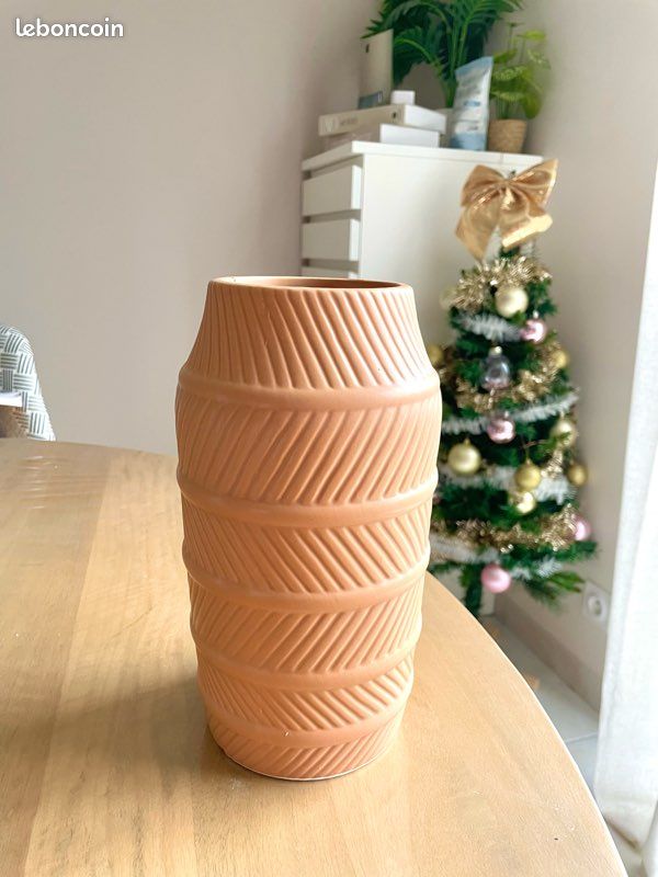 Vase en céramique terracotta / terre cuite – Style scandinave et graphique (image 2)