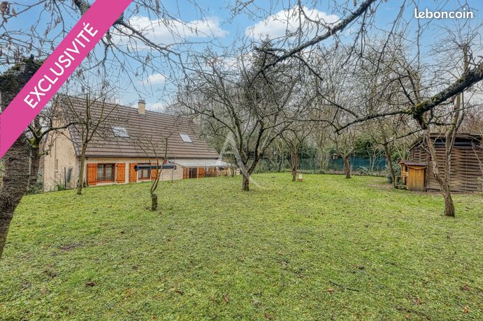 Propriété 7 pièces 137 m²