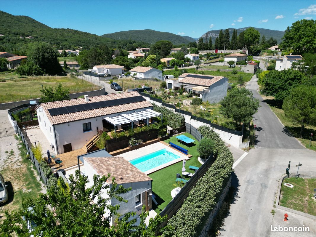 Maison 6 pièces 120 m² · à Cazilhac · 120 m² · 446 900 €