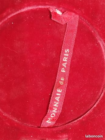Écrin Monnaie De Paris - Boîte Moyenne Bleue - Neuf Sans étiquette - Fabriqué En France