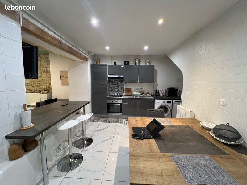 Appartement 1 pièce 36 m² · à Saint-Ouen-l'Aumône · 36 m² · 890 €