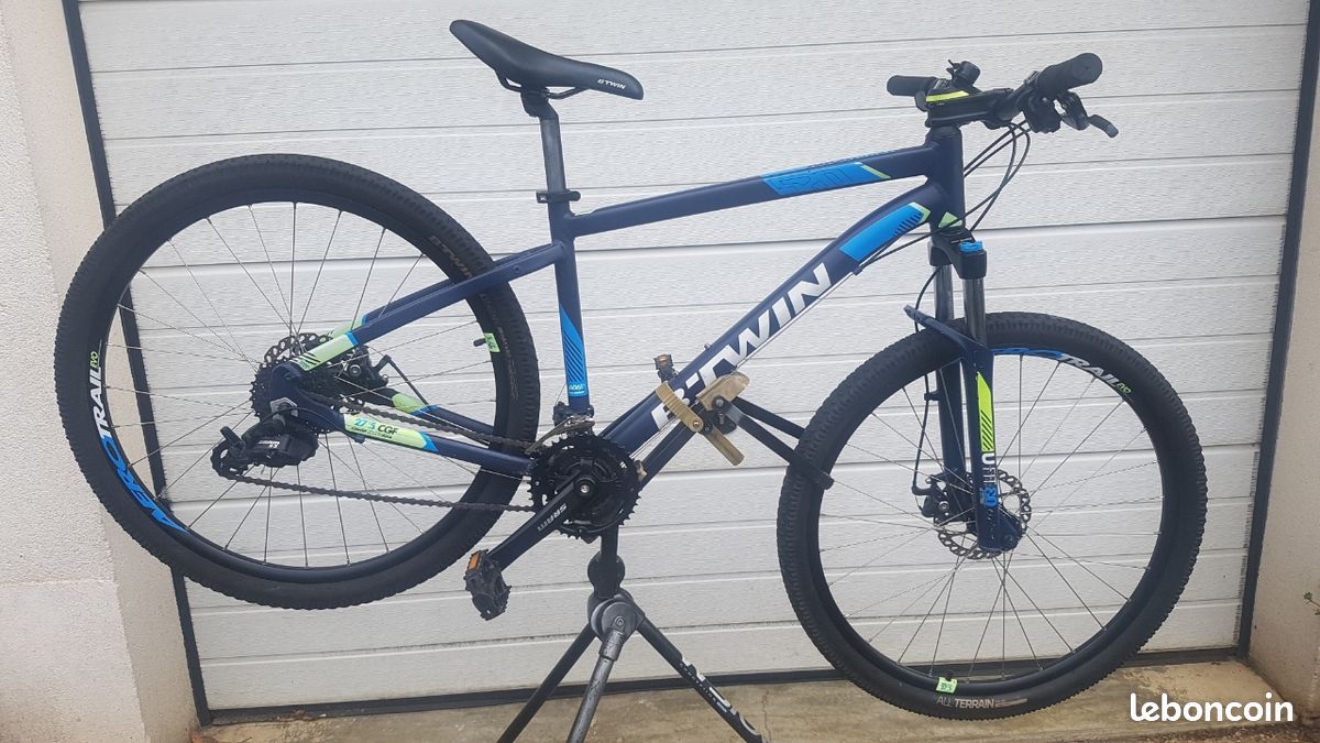 Vtt Rockrider Btwin 520 Taille M VTT Btwin Rockrider 520 Taille M