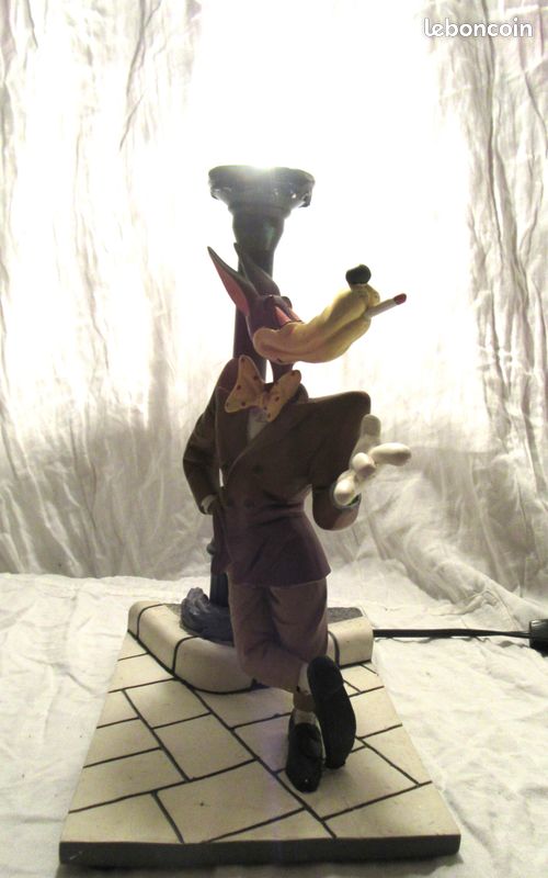 Sold at Auction: Tex Avery, Tex Avery Demons and Merveilles Wolf in a Suit Table Lamp
