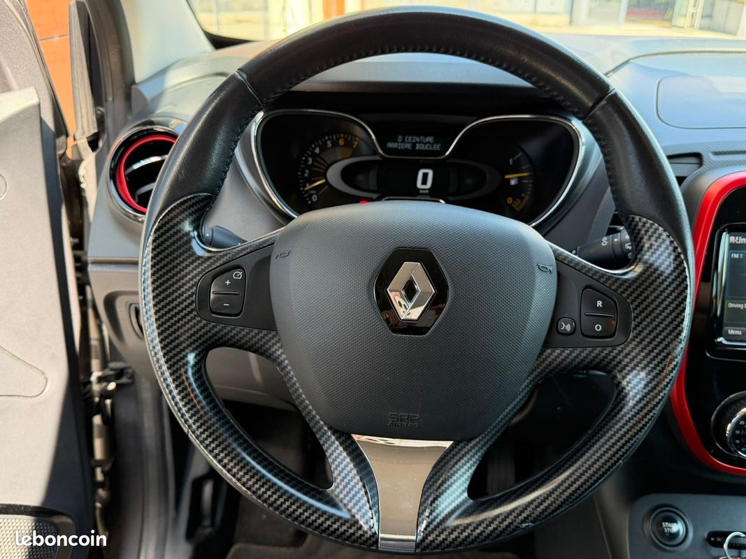 RENAULT CAPTUR TCe 90 Energy SS eco² SL Helly Hansen - REGULATEUR DE VITESSE / RADAR AR/ CAMERA DE RECUL (image 17)