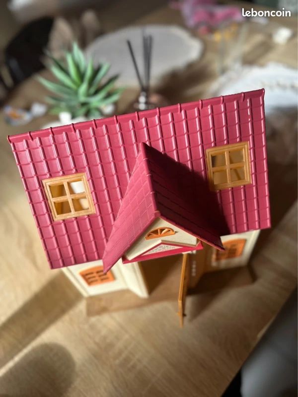 Maison Sylvanian Families – Très bon état – Sans accessoires – Il manque l’étage (image 5)