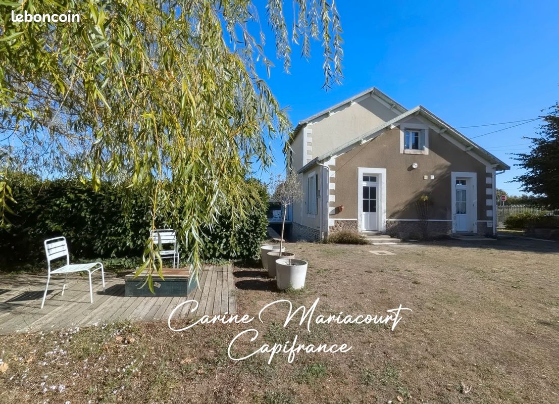 Maison 7 pièces 147 m² · à La Crèche · 147 m² · 249 000 €