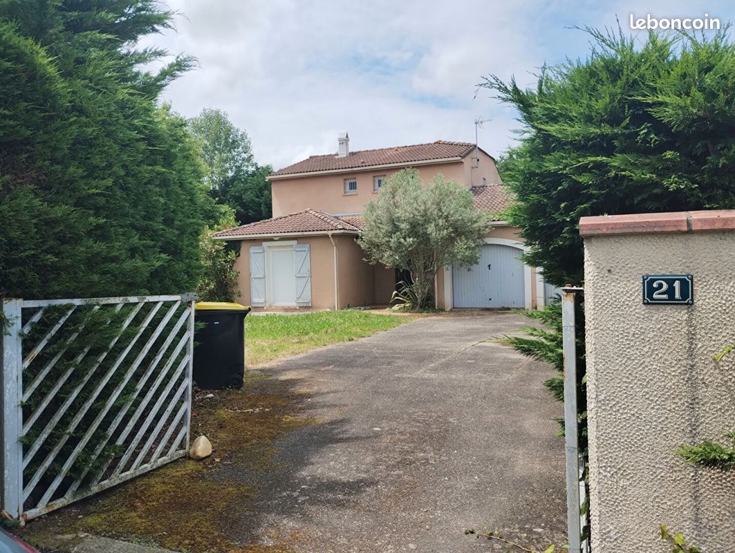 Maison 5 pièces 111 m² · à Donzac · 111 m² · 165 000 €