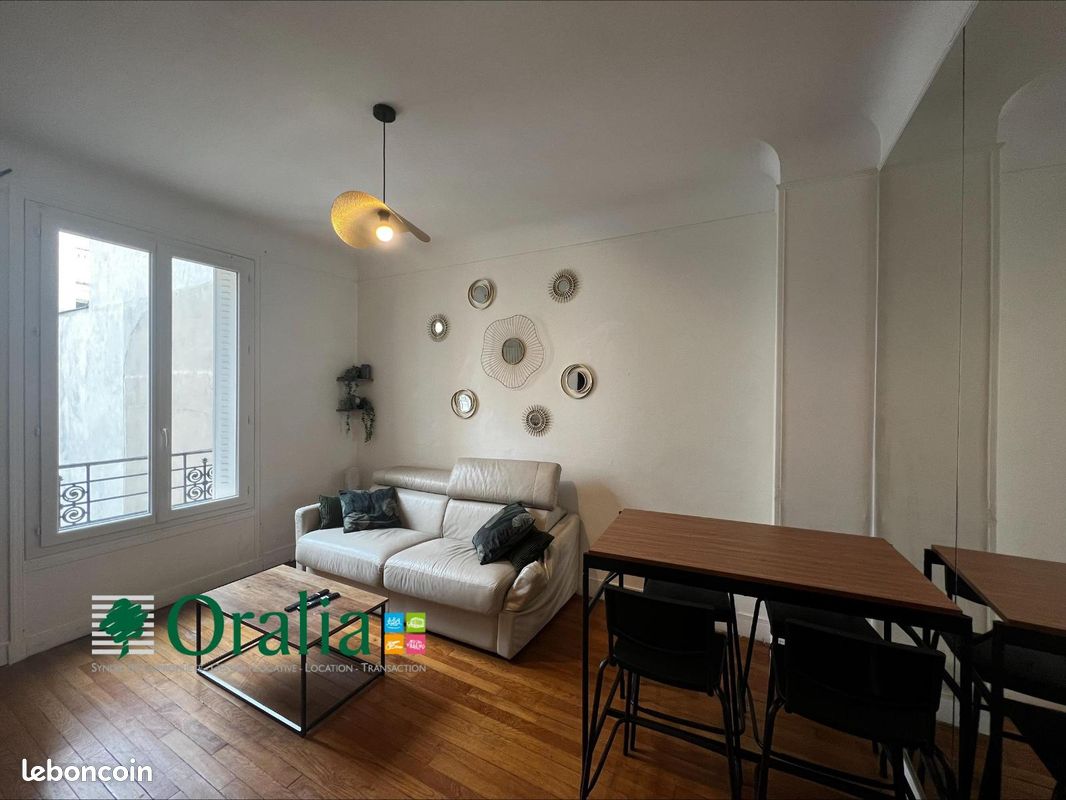 Appartement 2 pièces 44 m² · à Paris · 44 m² · 1 690 €