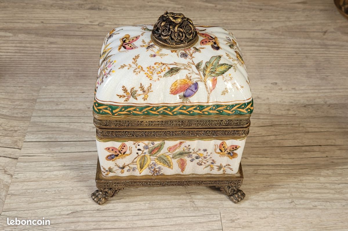 Coffret / boîte à thé Wong Lee en porcelaine et bronze (image 1)