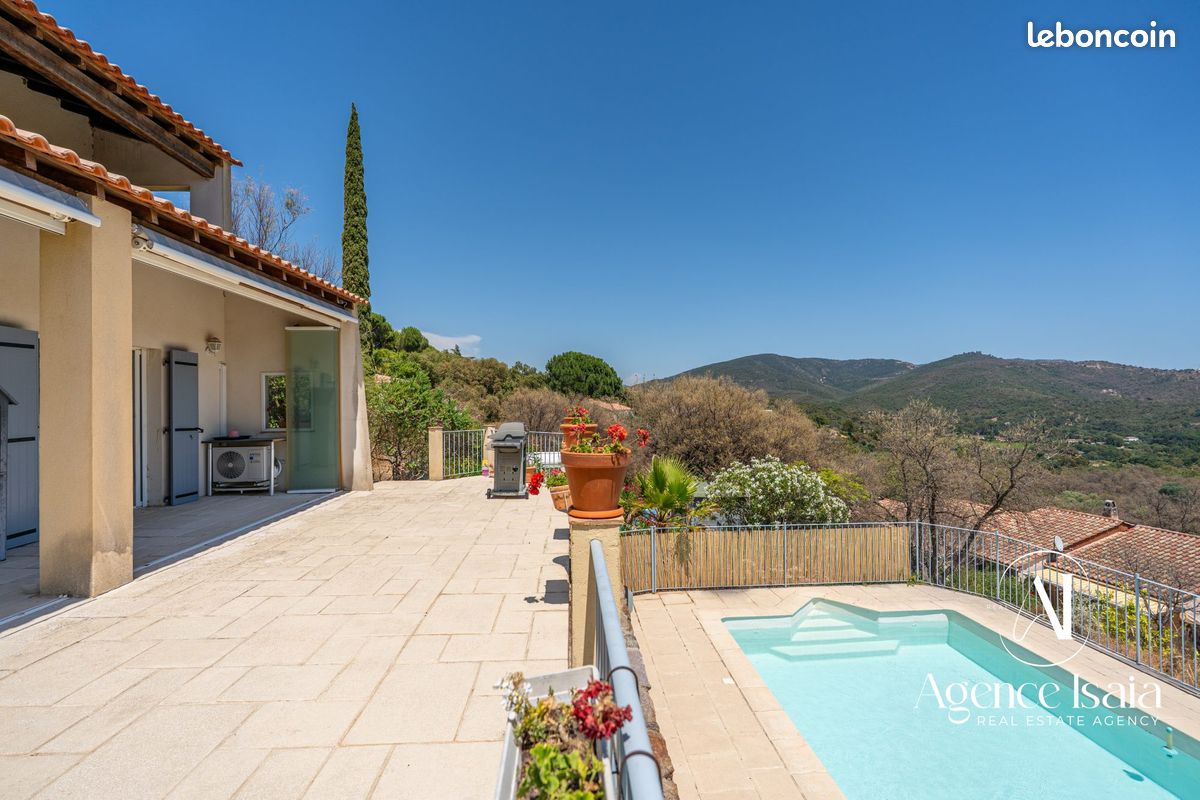 Maison 5 pièces 129 m² · à Bormes-les-Mimosas · 129 m² · 745 000 €
