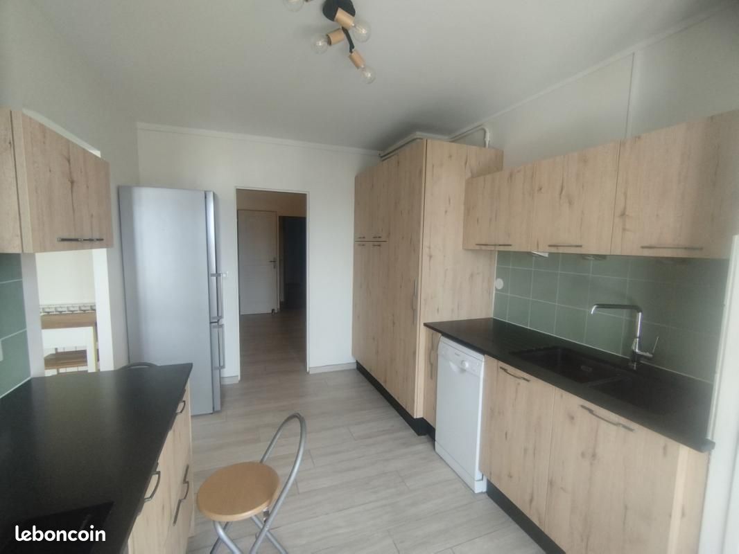 Appartement 3 pièces 75 m² · à Orléans · 75 m² · 950 €/mois