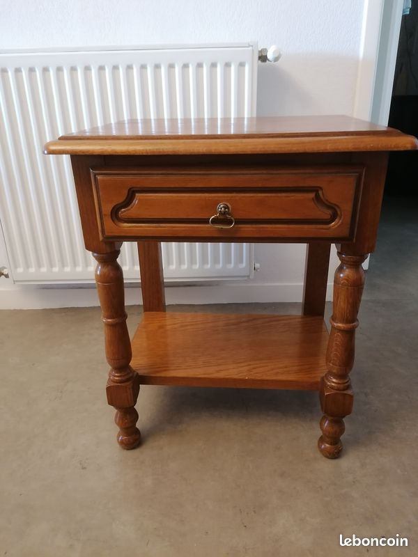 Table de chevet (image 1)