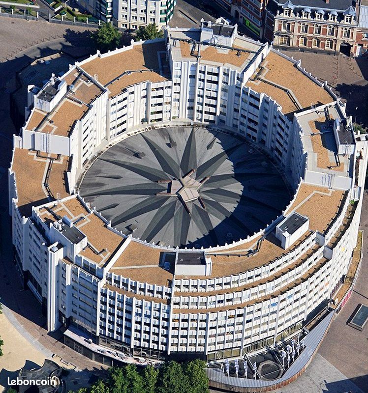 LILLE - NOUVEAU SIECLE - Lot de 10 Places de parking - 280.000 Euros HAI · 270 000 €