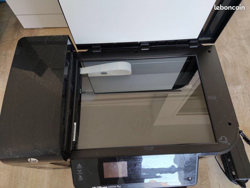 Imprimante HP Officejet 6500A plus. Wireless (image 1)