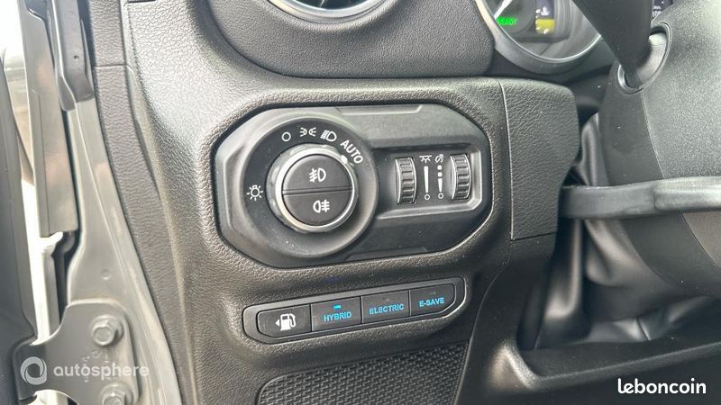 Jeep Wrangler Unlimited 2.0 T 380ch 4xe Overland Command-Trac MY23 (image 22)