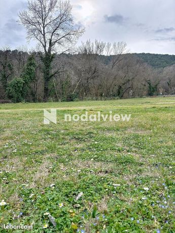 Terrain 1894 m² SALERNES