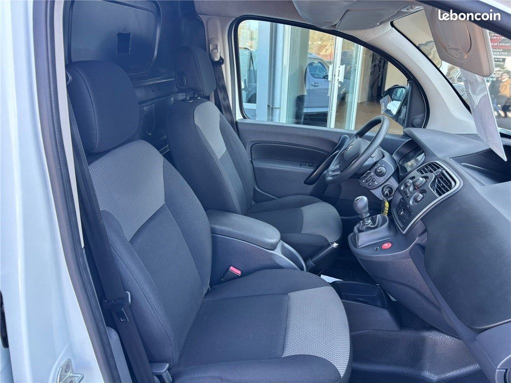Renault Kangoo BLUE DCI 95 Business (image 11)