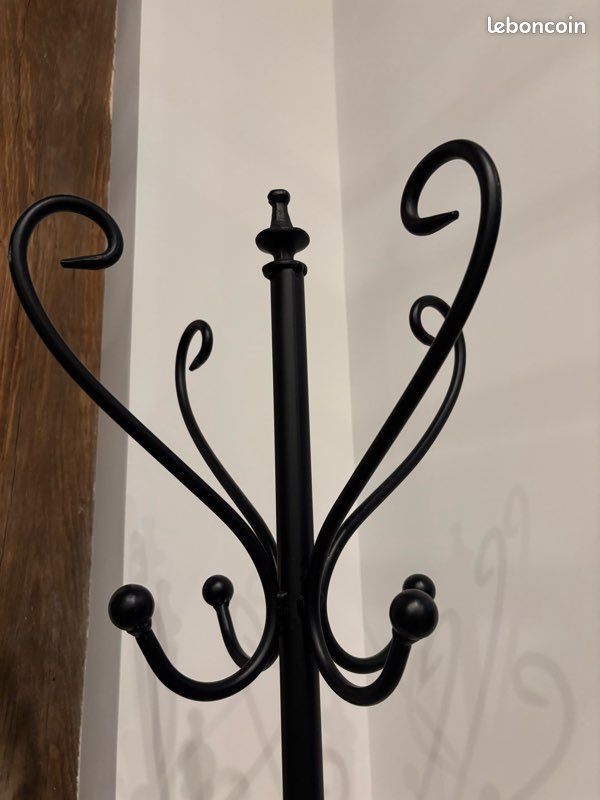 Porte manteau en fer forgé (image 2)