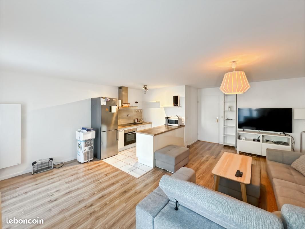 Appartement 2 pièces 50 m² · à Corbeil-Essonnes · 50 m² · 901 €/mois