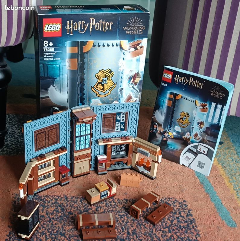 Lego Harry Potter 76385, Poudlard : le cours de sortilèges (image 1)