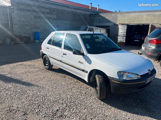 Annonce Peugeot 106 (2) 1.0 kid 3p 1997 ESSENCE occasion - Pujaut