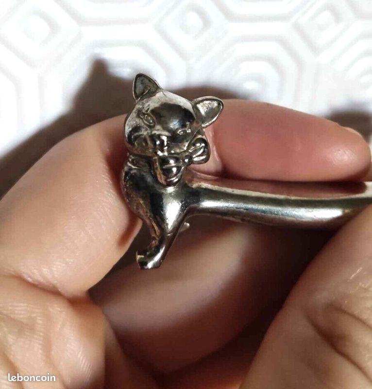Six porte-couteaux en métal argenté en forme de chat (6) - - Catawiki