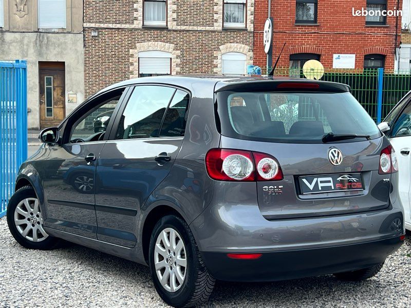 VOLKSWAGEN GOLF V PLUS 1.9 TDI 105 CH DSG6 BOÎTE AUTO / Clim / CarPlay / GPS / Jante / Régulateur / Carnet Complet VW / GARANTIE (image 7)
