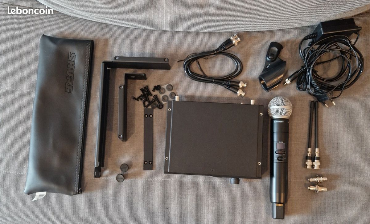 2J6507MGF : Antenne combinée LPWA TETRA UHF GPS GNSS magnétique