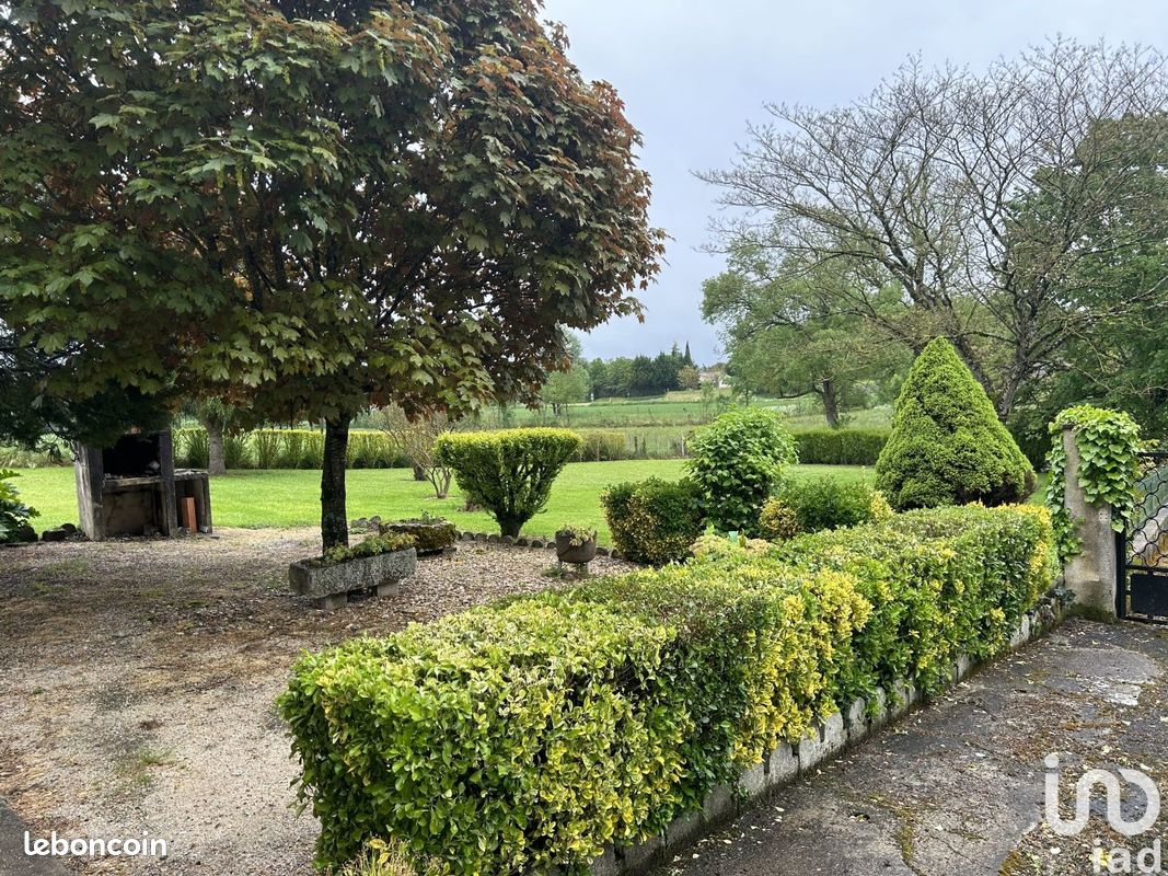 Maison 11 pièces 280 m² - Chalais 16210 (image principale 8)
