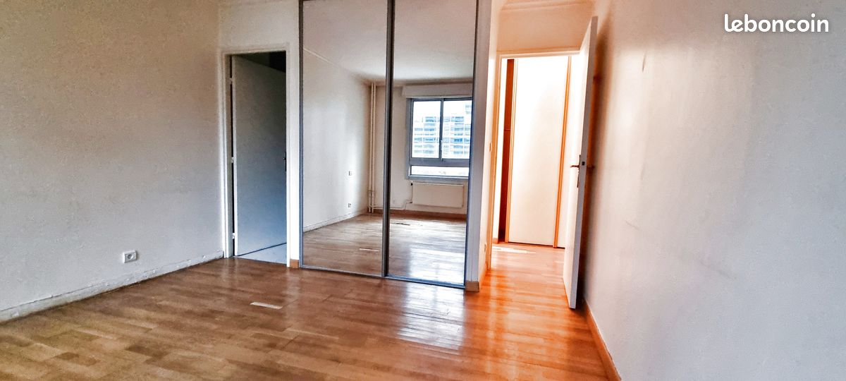 Appartement 5 pièces 102 m² · à Courbevoie · 102 m² · 465 000 €
