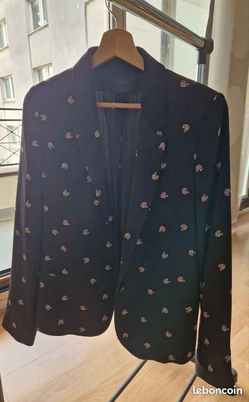 Veste ikks noir avec tête léopard 🐆 (image 3)
