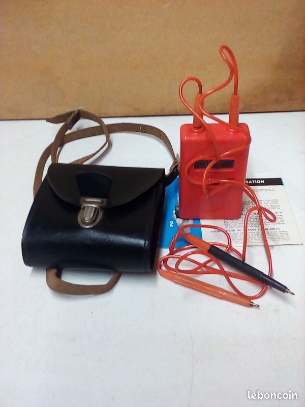 Contrôleur de tension électrique (image 1)