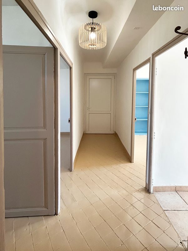Appartement 2 pièces 47 m² · à Mane · 47 m² · 480 €