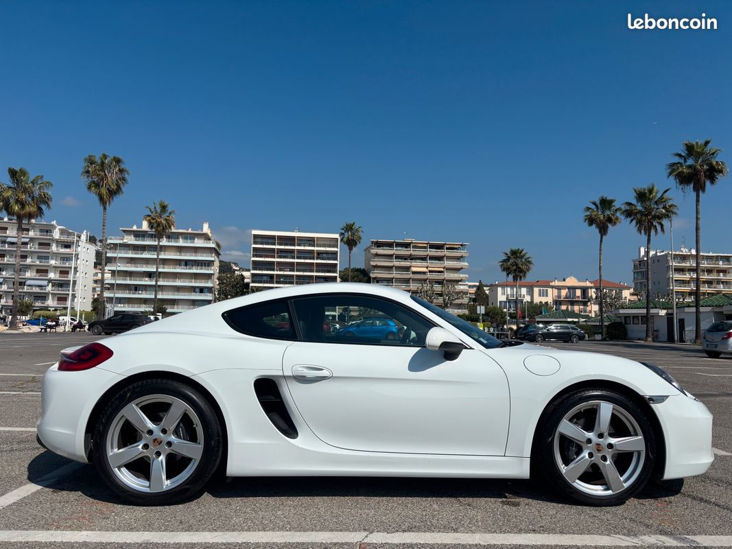 Porsche Cayman PDK / Origine 🇫🇷 / Suivi complet Centre Porsche / Excellent état général / Jantes 19' Carrera S / PCM / Sièges Chauffants (image 5)