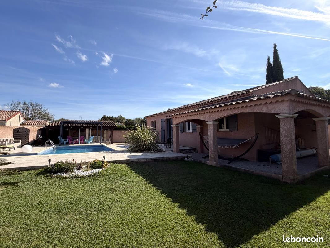 Maison 5 pièces 105 m² · à Sénas · 105 m² · 430 000 €
