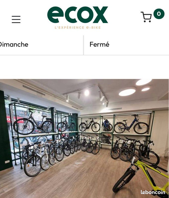 Meuble de présentation vélo magasin cycle Équipements vélos
