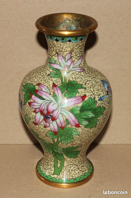 Vase en métal cloisonne émaillé décor floral - art asiatique (image 1)