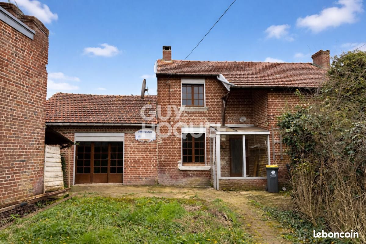 Maison 6 pièces 92 m² · à Péronne · 92 m² · 66 000 €