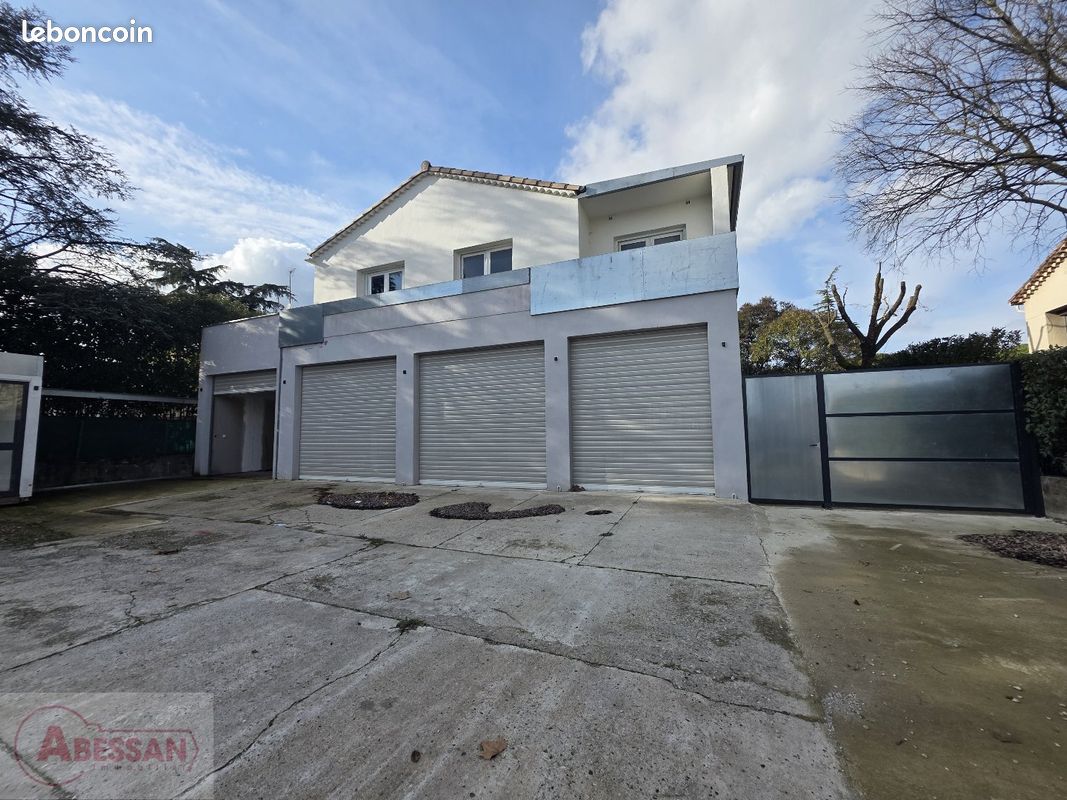 Local commercial 1 pièce 192 m² · à Saint-Christol-lez-Alès · 192 m² · 1 526 €/mois