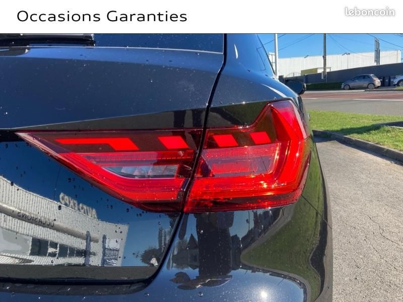 Audi A1 Sportback 35 TFSI 150ch S line S tronic 7 (image 16)