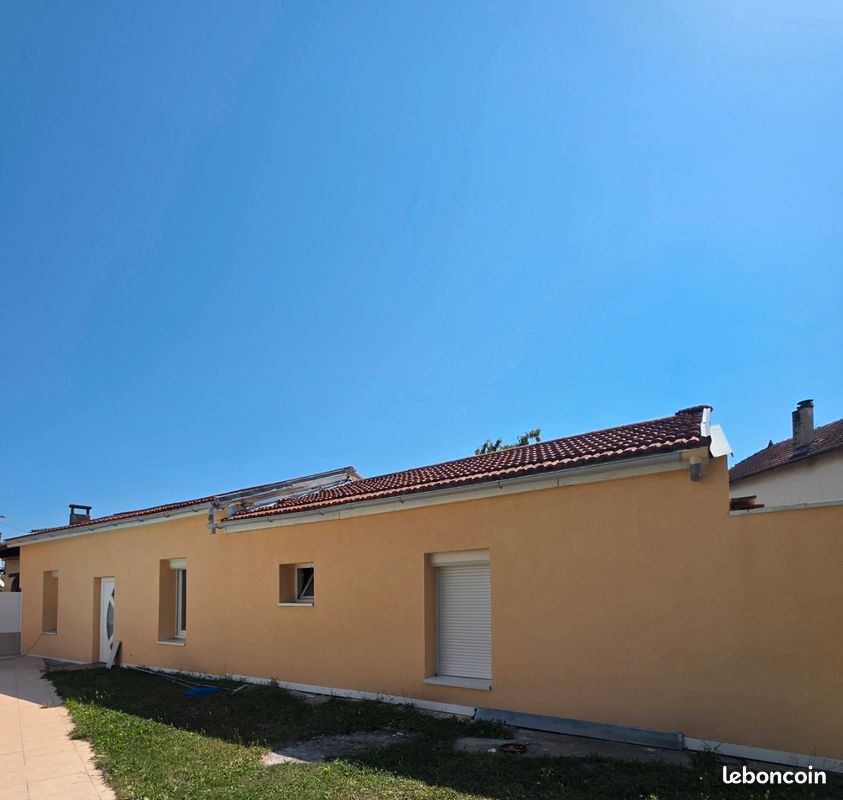 Appartement 3 pièces 60 m² · à Le Pont-de-Claix · 60 m² · 800 €