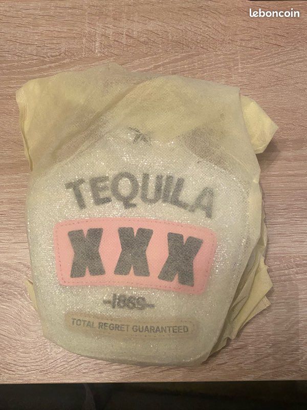 Sac bandoulière rigide forme Bouteille Tequila Paillettes - Neuf (image 3)
